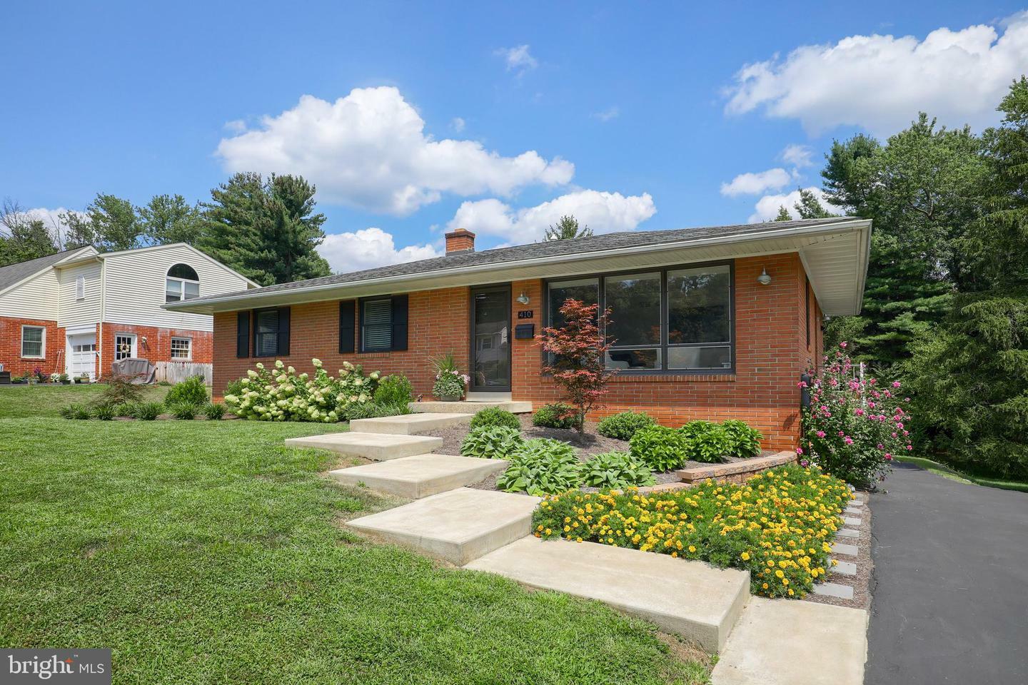 Property Photo:  410 Spring Drive  PA 17551 