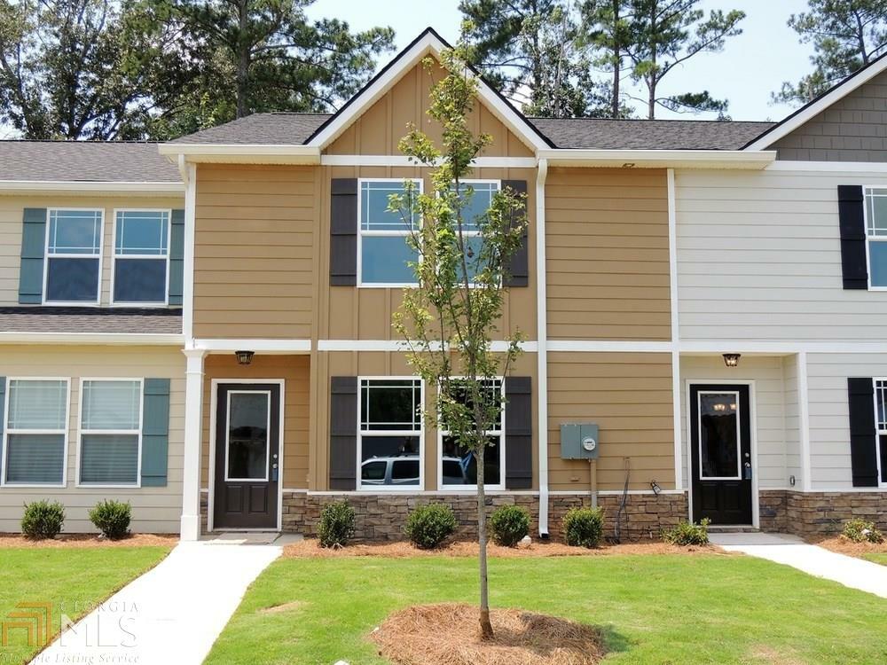 Property Photo:  6310 Garden Cir  GA 30135 