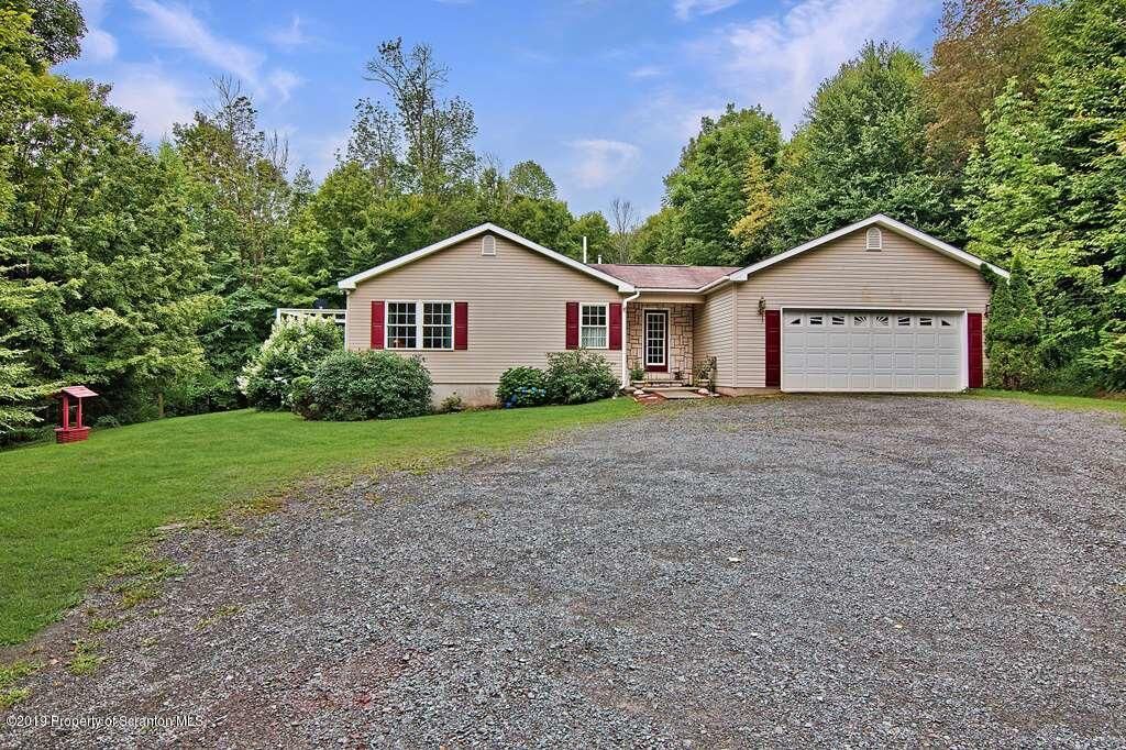 Property Photo:  212 Summit Woods Road  PA 18444 