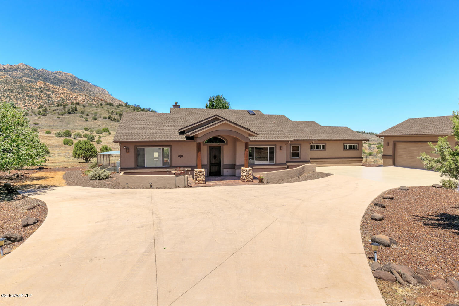 Property Photo: 7130 N Old Cornfield Lane AZ 86305