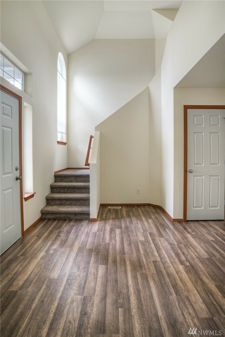 Property Photo: 10003 12th Av Ct E WA 98445