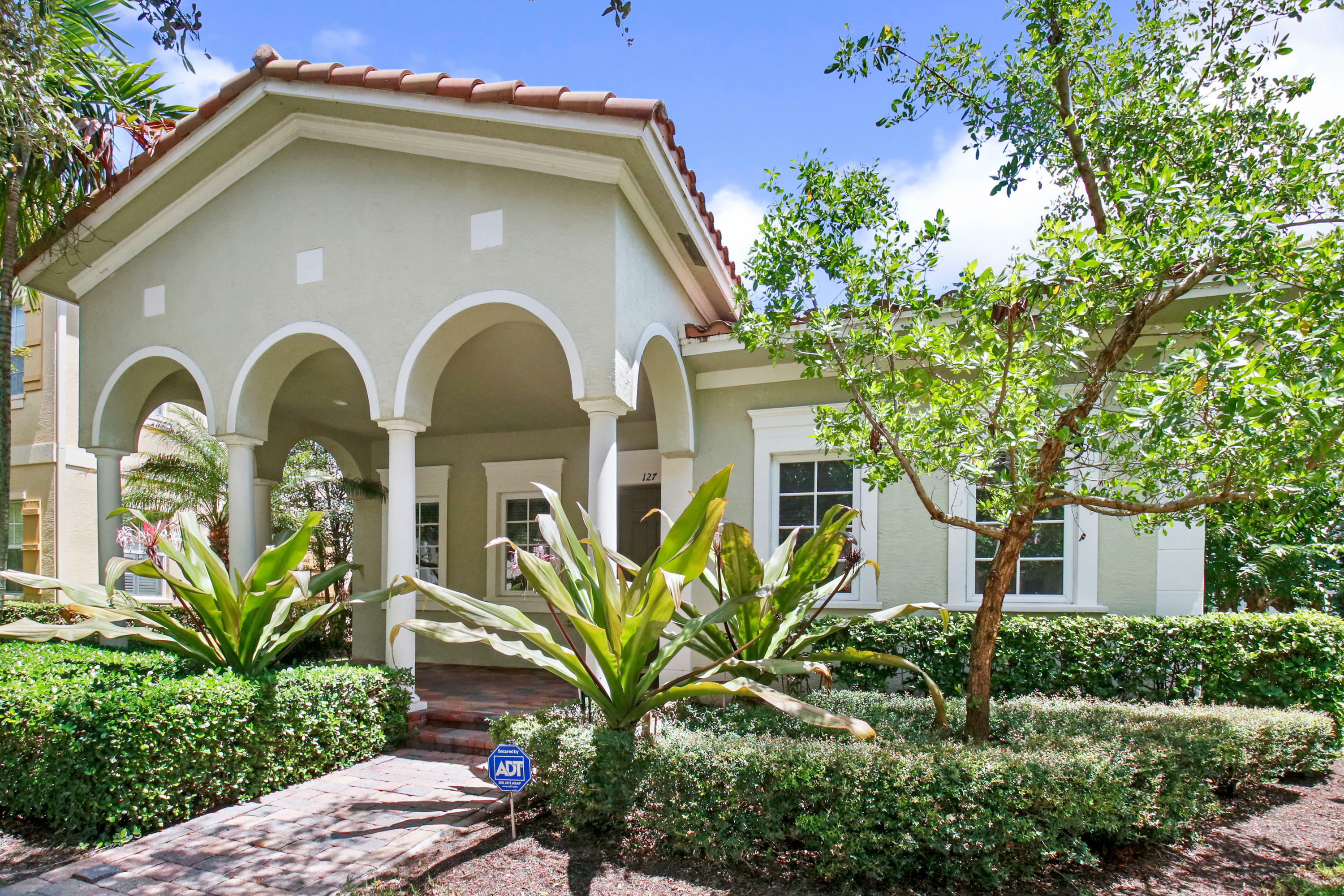 Property Photo: 127 Dunmore Drive FL 33458