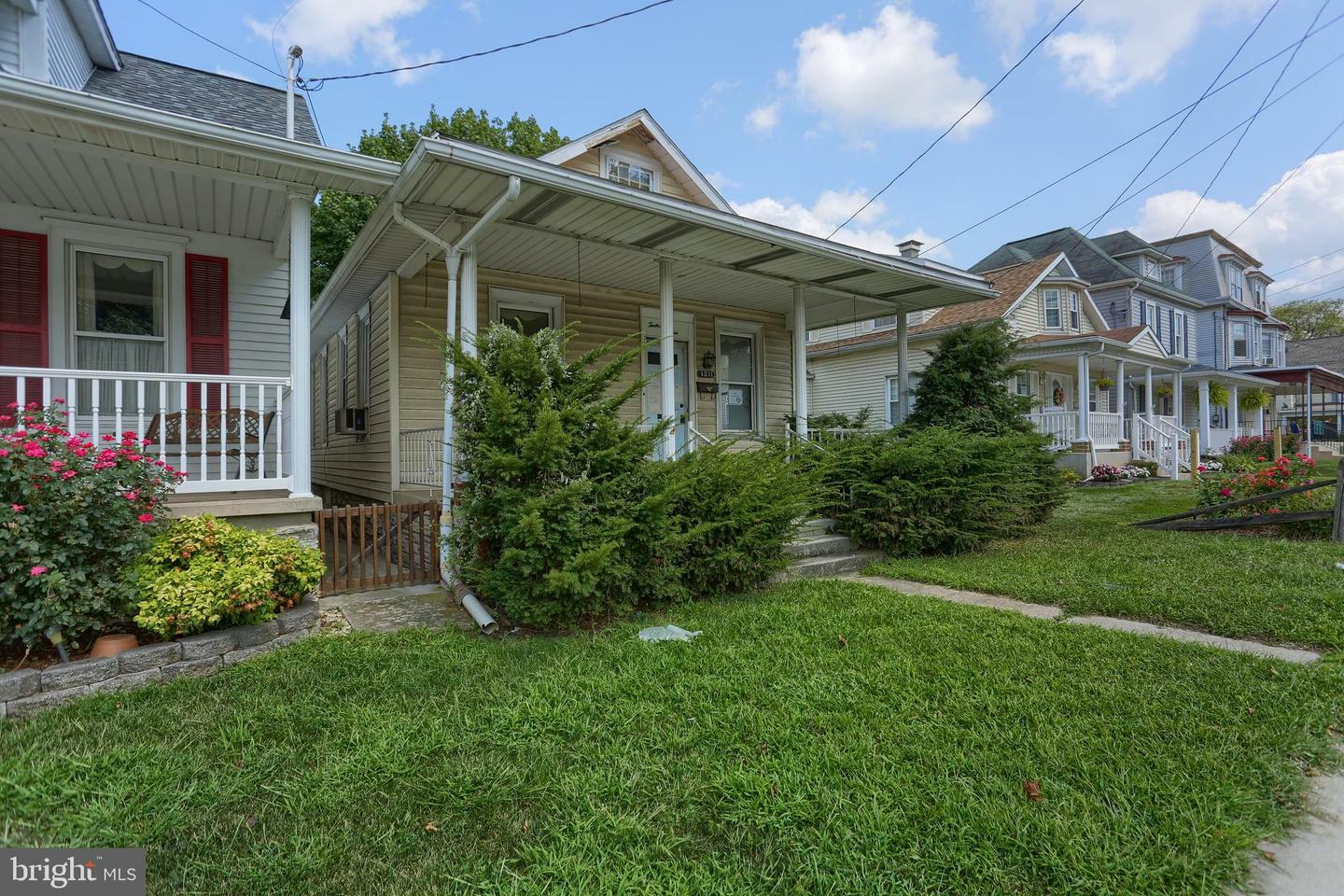 Property Photo:  1211 Bridge Street  PA 17070 