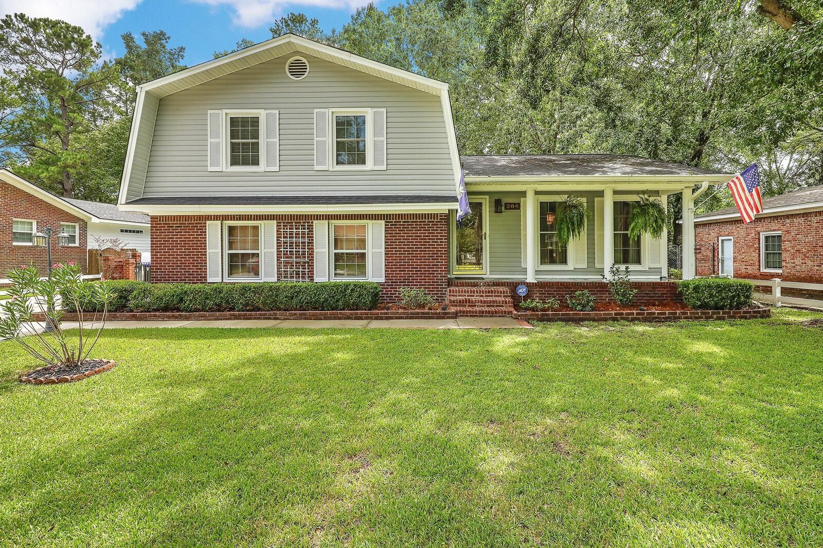 Property Photo:  204 Heber Road  SC 29485 