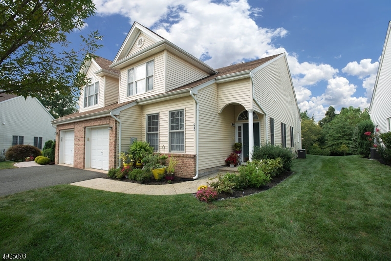 Property Photo:  95 Saratoga Court  NJ 08873 