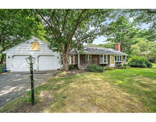 Property Photo: 29 Woodlawn Cir MA 02050