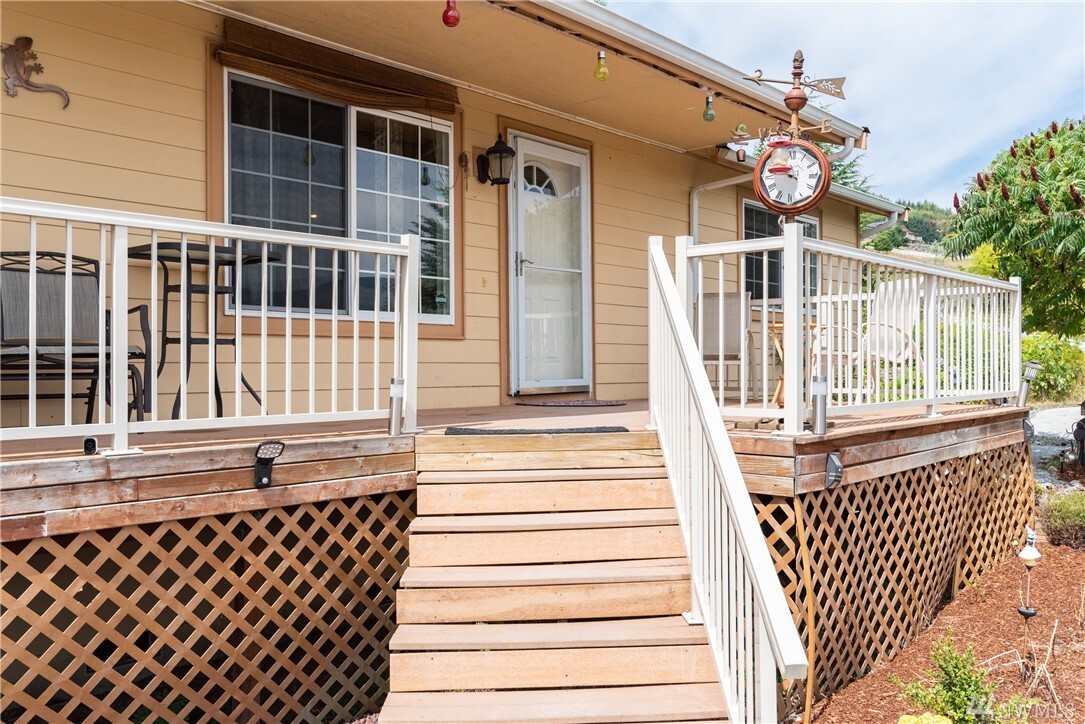 Property Photo: 18202 Fox Hollow Lane WA 98232