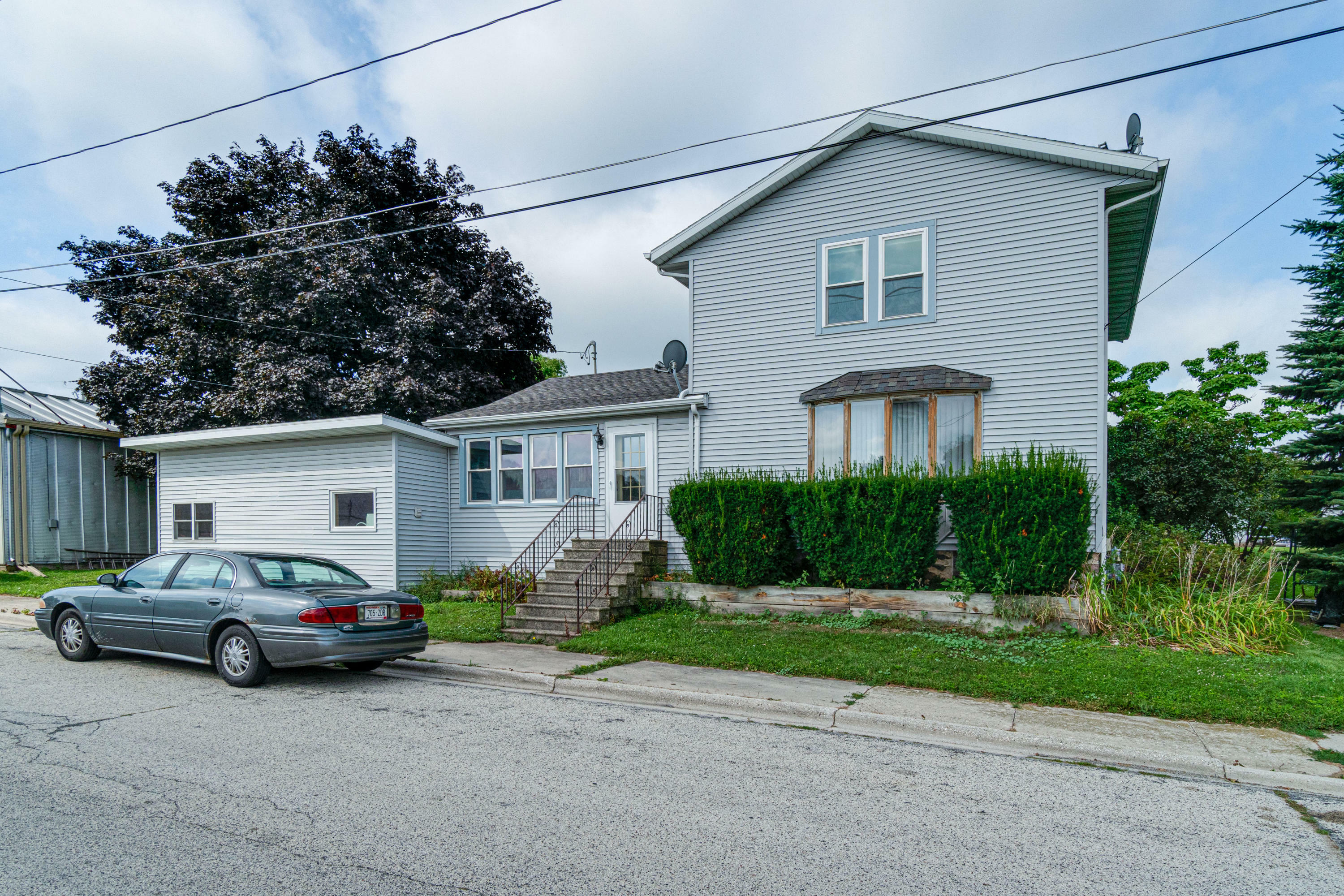 Property Photo:  112 S 2nd Ave  WI 54232 