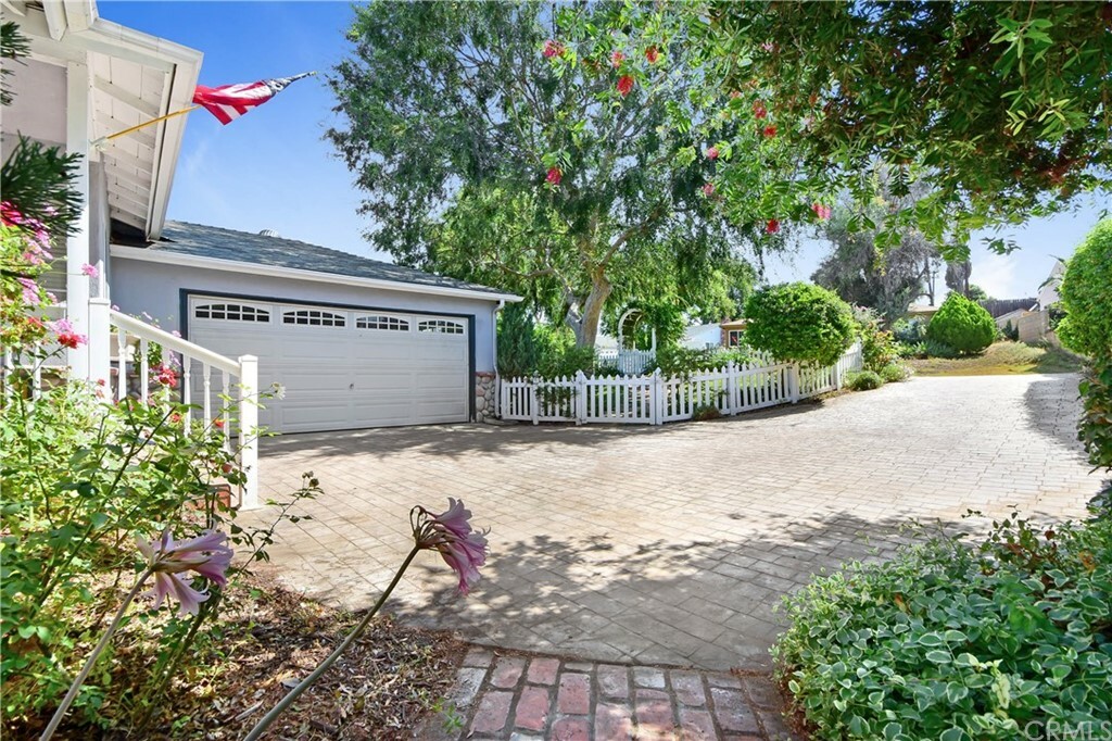 Property Photo:  12321 Moline Drive  CA 90604 