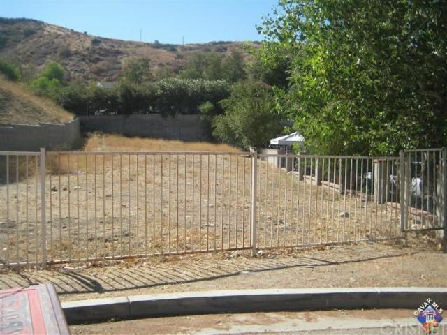 Property Photo:  17688 Scherzinger Lane  CA 91387 