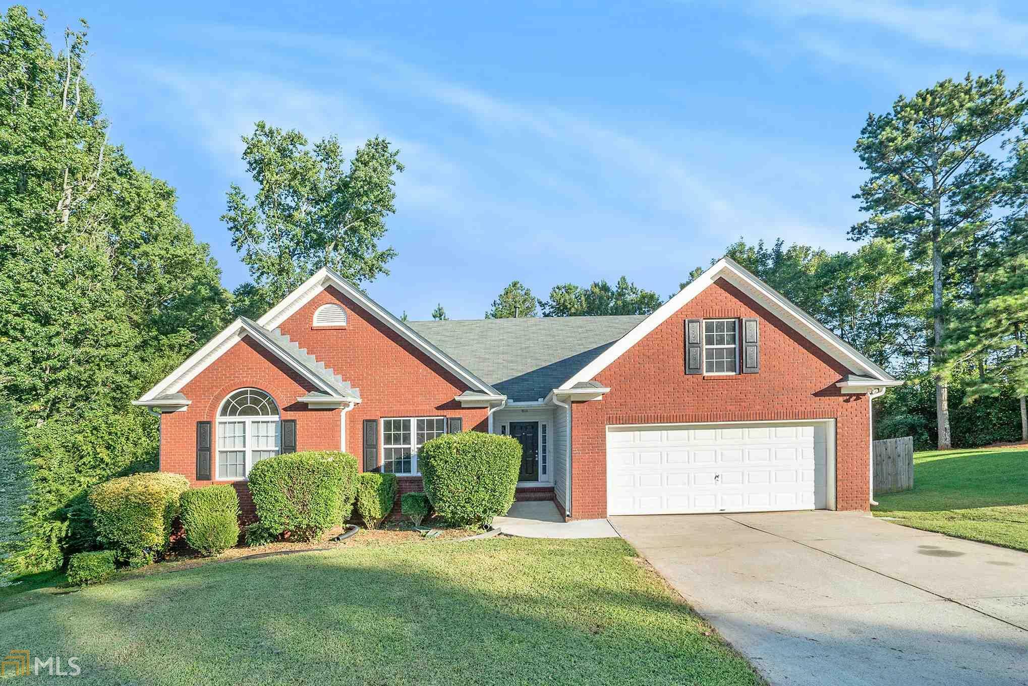 Property Photo:  169 Adams Lake Ct  GA 30046 