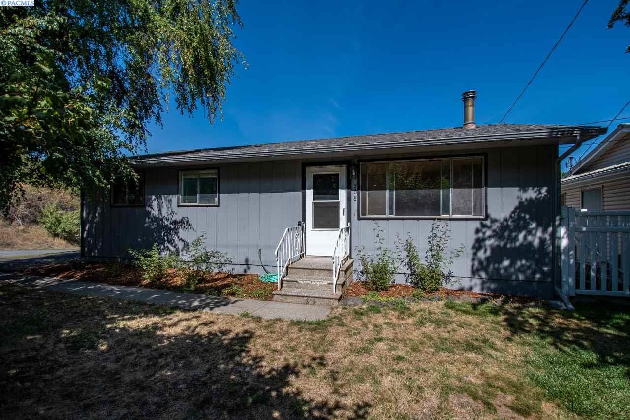 Property Photo: 508 W Front Street WA 99102