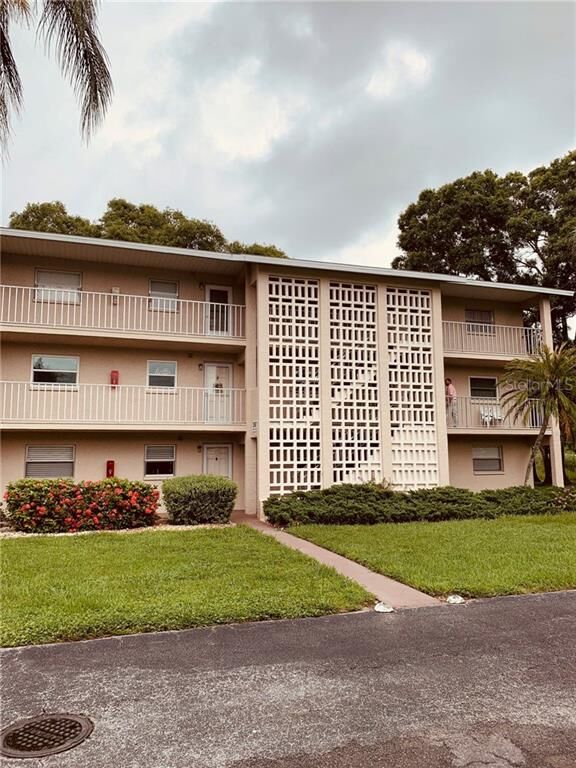 Property Photo:  3987 Maceachen Boulevard 135  FL 34233 