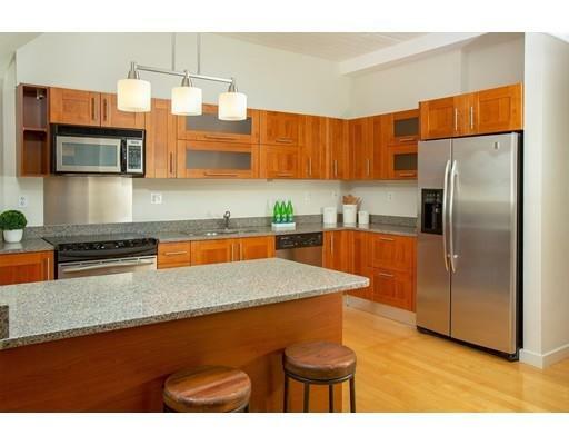 Property Photo:  210 South St 6-5  MA 02111 