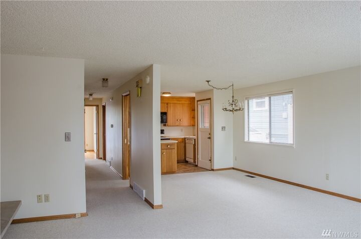 Property Photo:  4517 Sunnyside Ave N  WA 98103 