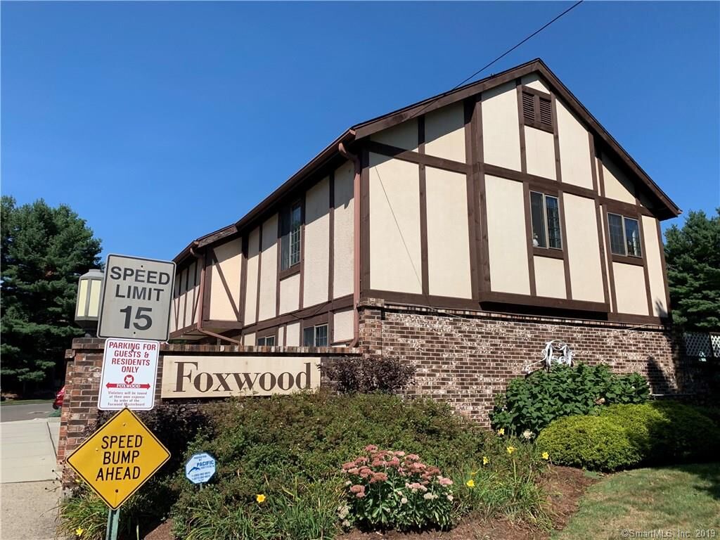 Property Photo: 413 Swanson Crescent 413 CT 06461