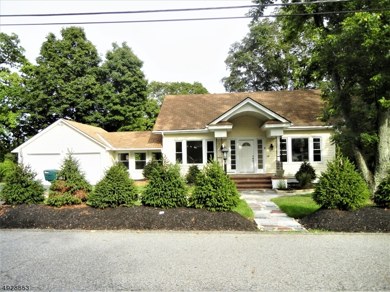 Property Photo:  2 Western Ave  NJ 07405 