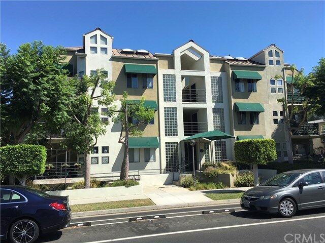 Property Photo:  1739 E Broadway 2  CA 90802 