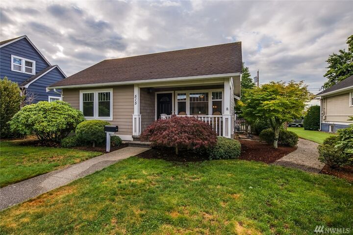 Property Photo: 515 Liberty St WA 98264