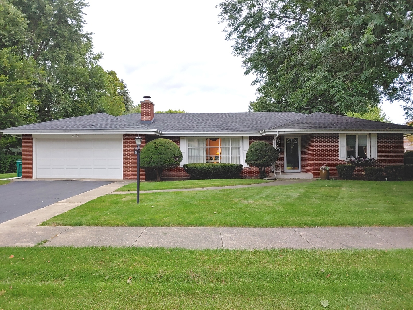 506 East Palladium Drive  Joliet IL 60435 photo