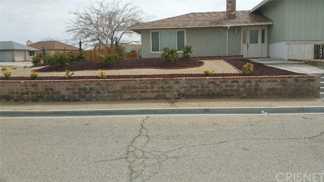 Property Photo:  21532 Randsburg Mojave Road  CA 93505 