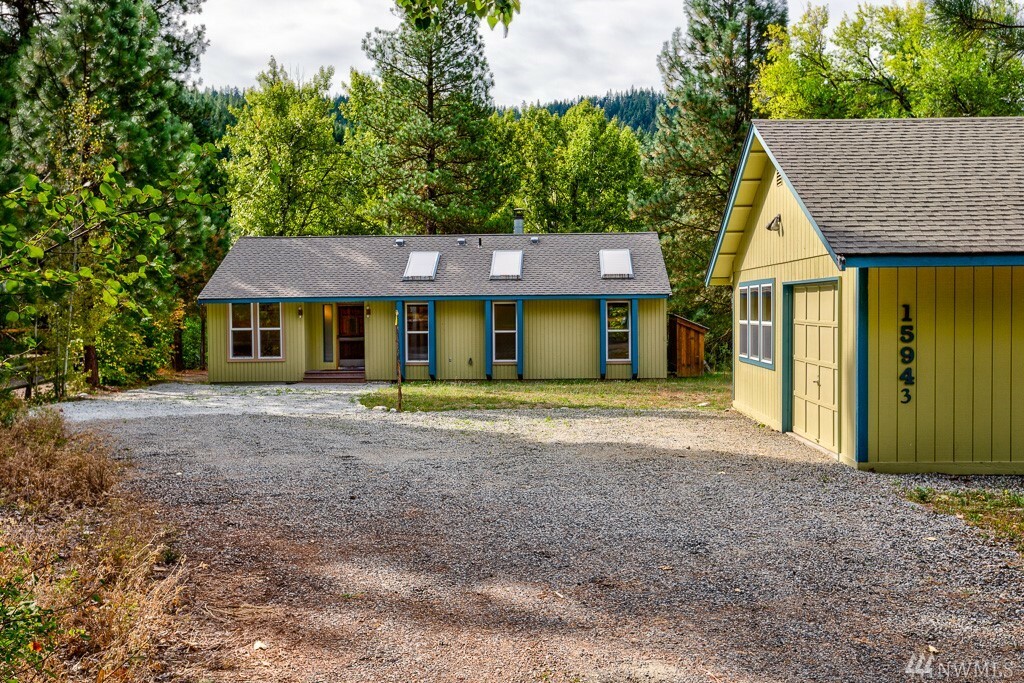 Property Photo:  15943 River Rd  WA 98826 