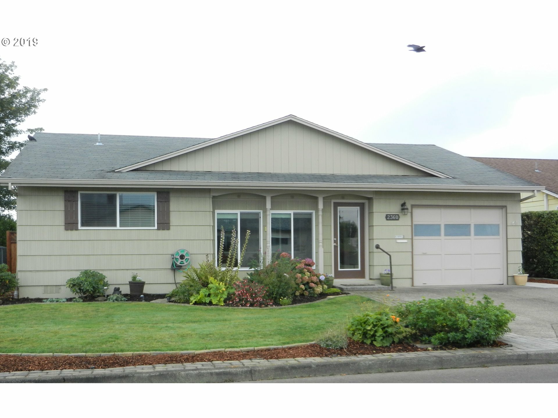 Property Photo:  2360 Santiam Dr  OR 97071 