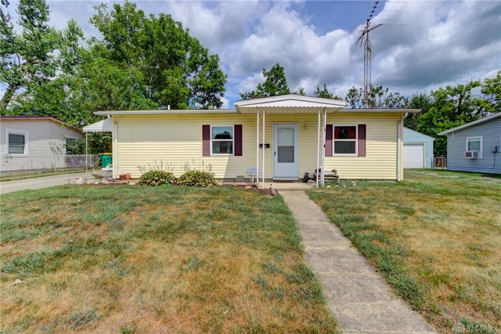 Property Photo: 313 Prentice Drive OH 45344