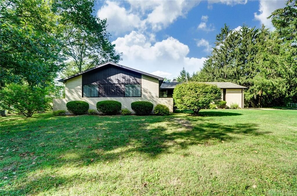 Property Photo: 9575 Artz Road OH 45344