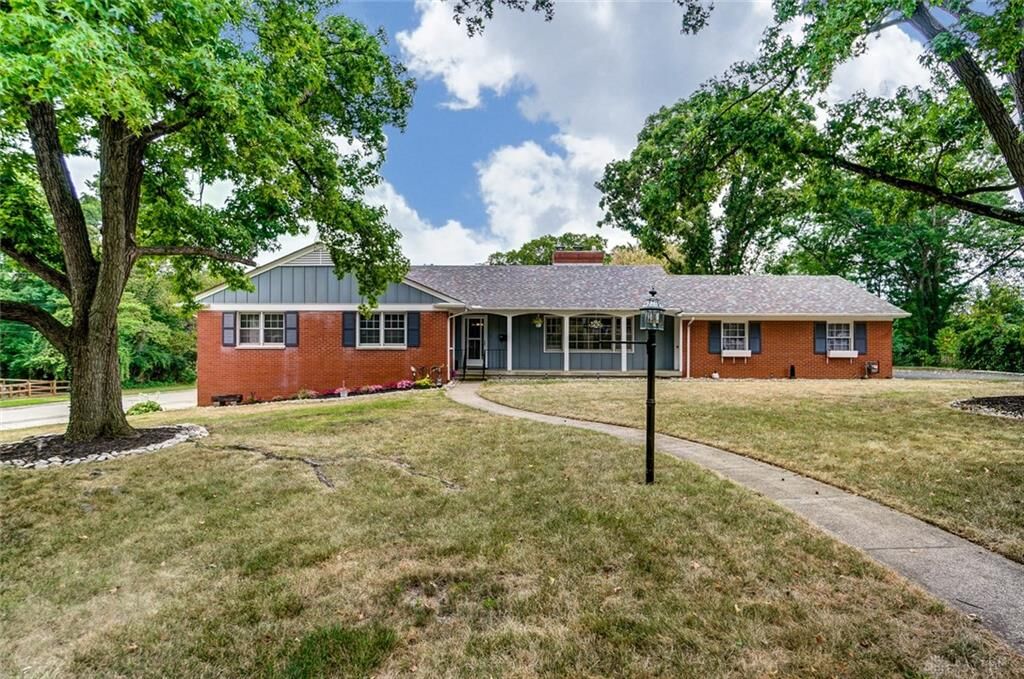 Property Photo: 3010 Court Louise OH 45042