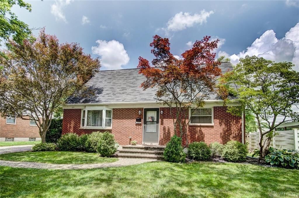 Property Photo: 1221 Larriwood Avenue OH 45429