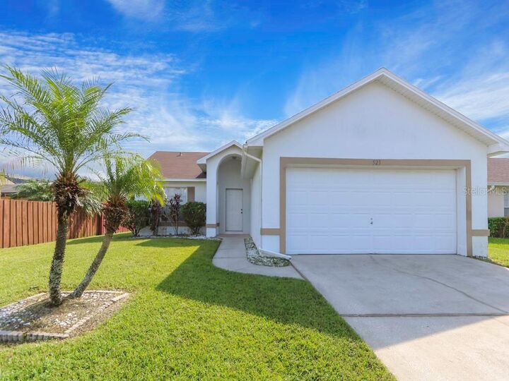 Property Photo:  523 Eagle Pointe North  FL 34746 