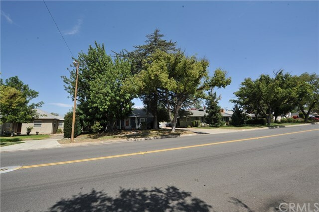 Property Photo: 1323 E Colton Avenue CA 92374