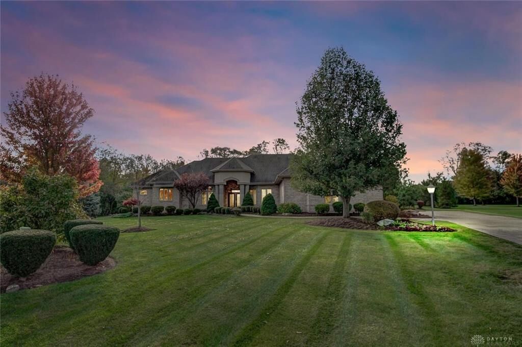 Property Photo:  8306 Palm Trace Court  OH 45068 