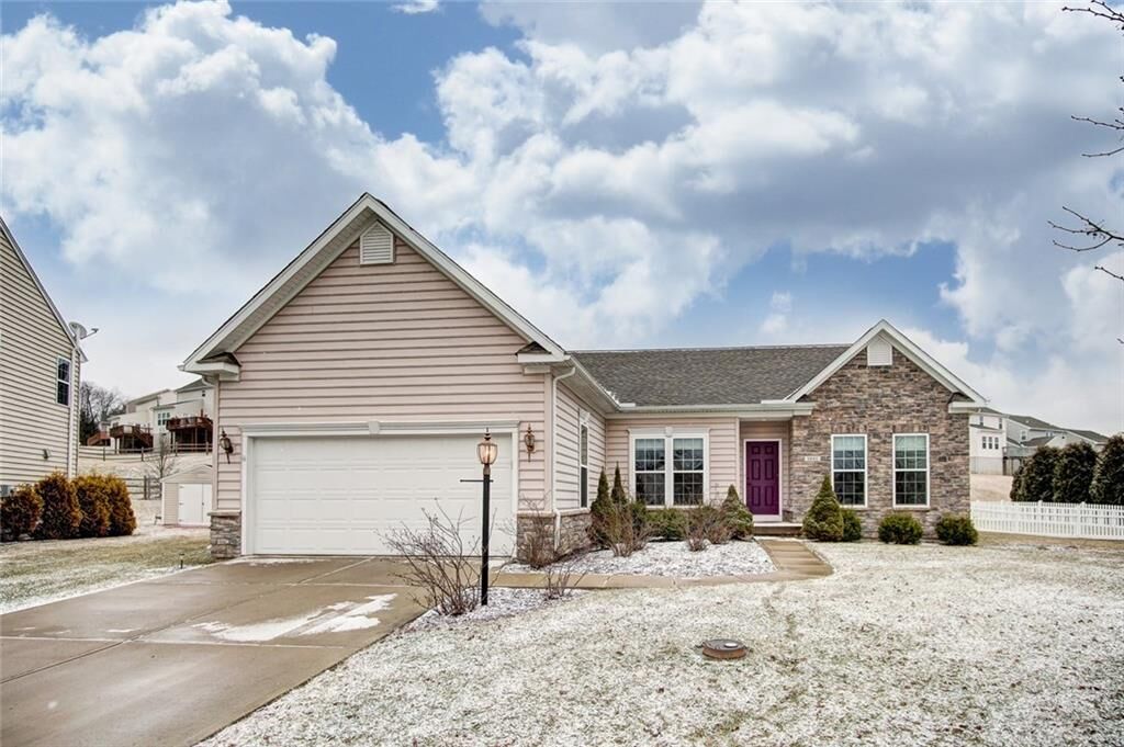 Property Photo:  1841 Daffodil Court  OH 45385