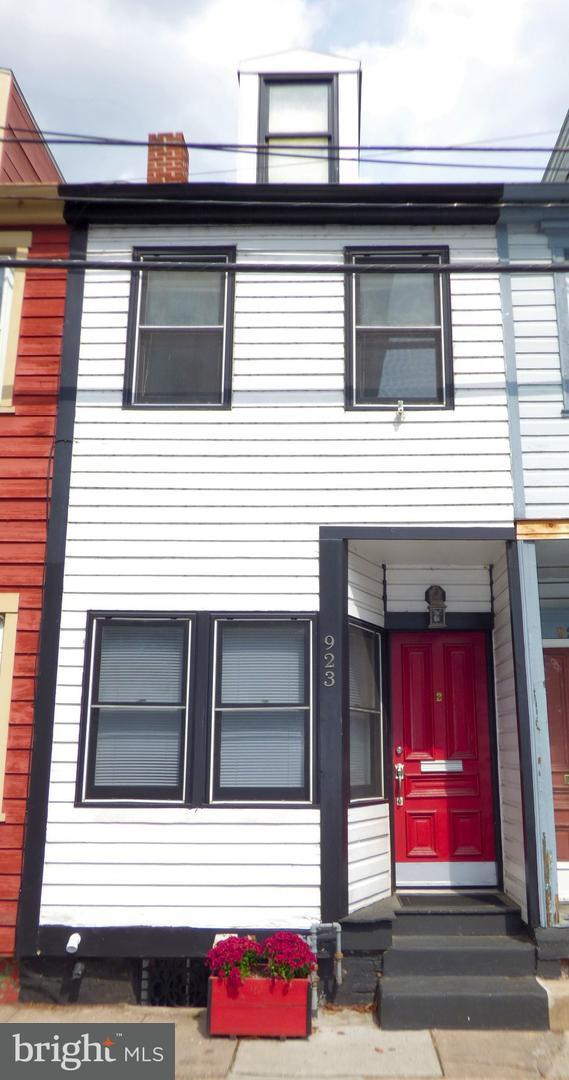 Property Photo: 923 Bartine Street PA 17102