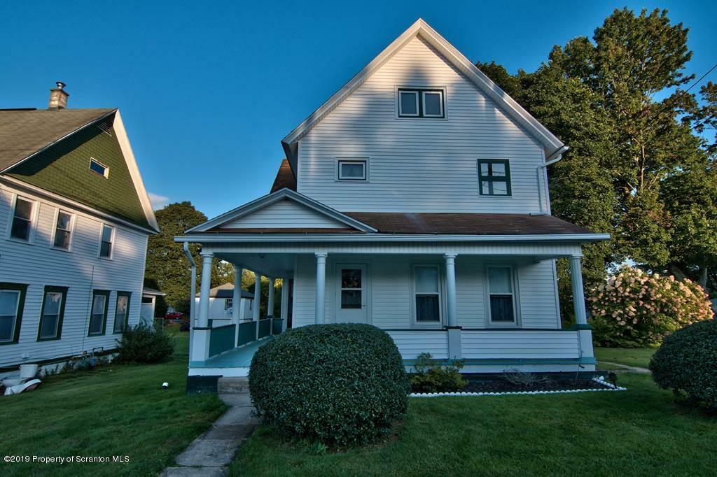 Property Photo:  542 Madison Avenue  PA 18433 