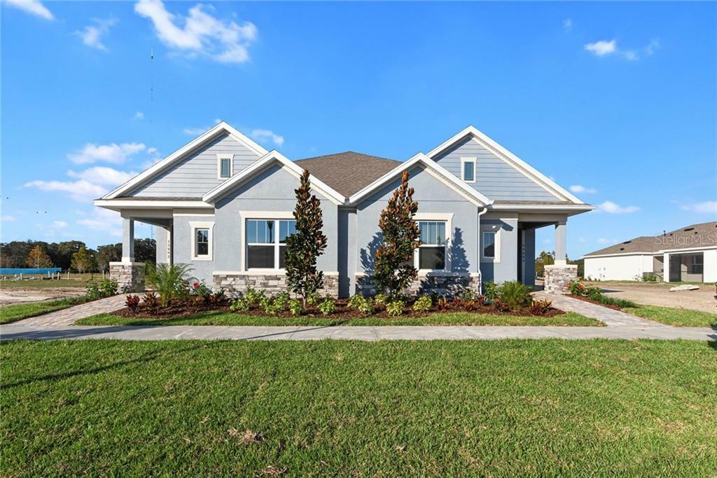 Property Photo: 13902 Kingfisher Glen Drive FL 33547