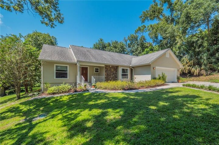 Property Photo:  2228 Dogwood Circle  FL 32757 