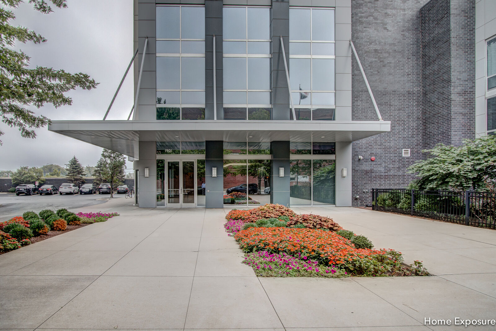 Property Photo: 1901 South Calumet Avenue 2512 IL 60616