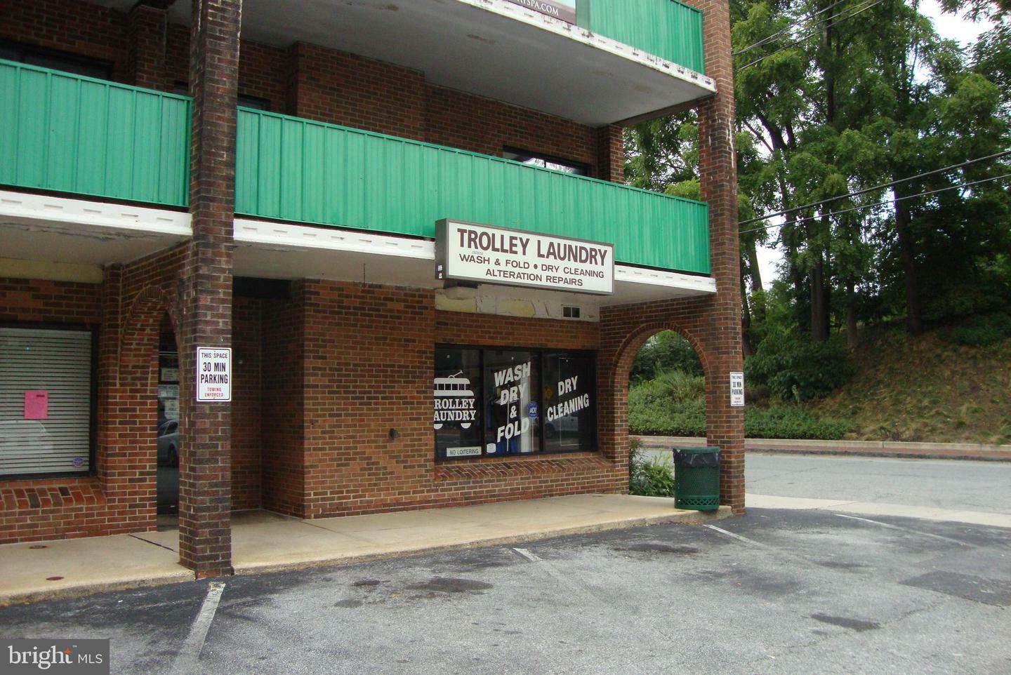 Property Photo: 33 Trolley Square DE 19806