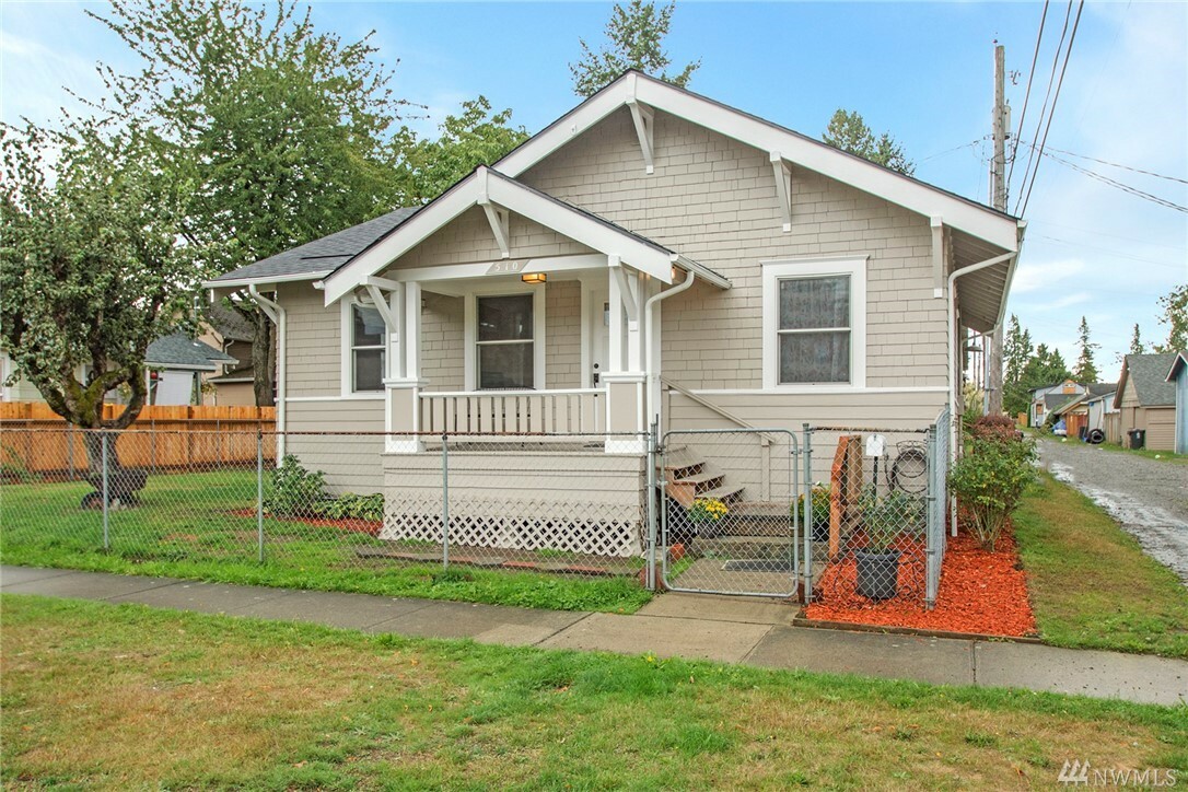 Property Photo:  510 S 36th St  WA 98418 