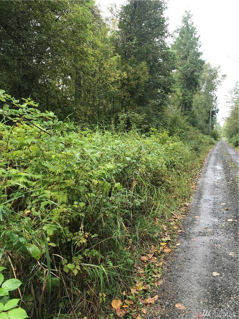 Property Photo: 37908 112th Ave E WA 98328