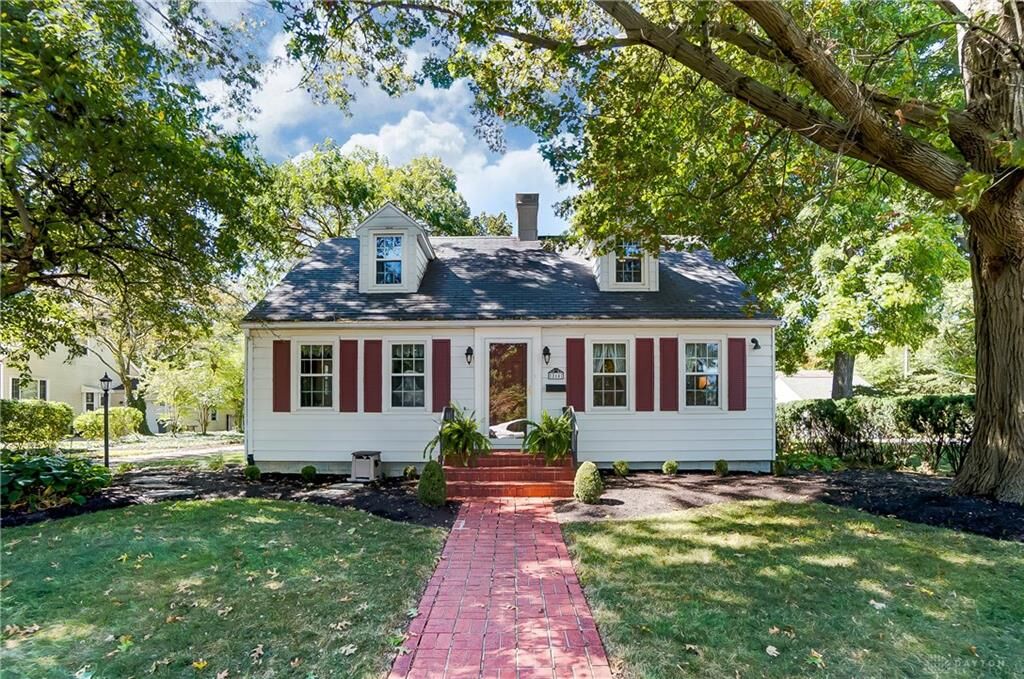 Property Photo: 214 Westgate Circle OH 45373