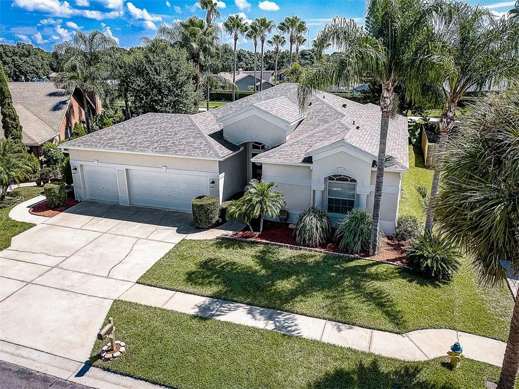 Property Photo:  13010 Gleneagles Pl  FL 33579 