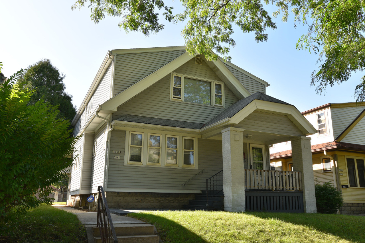 Property Photo:  3347 N 38th St  WI 53216 