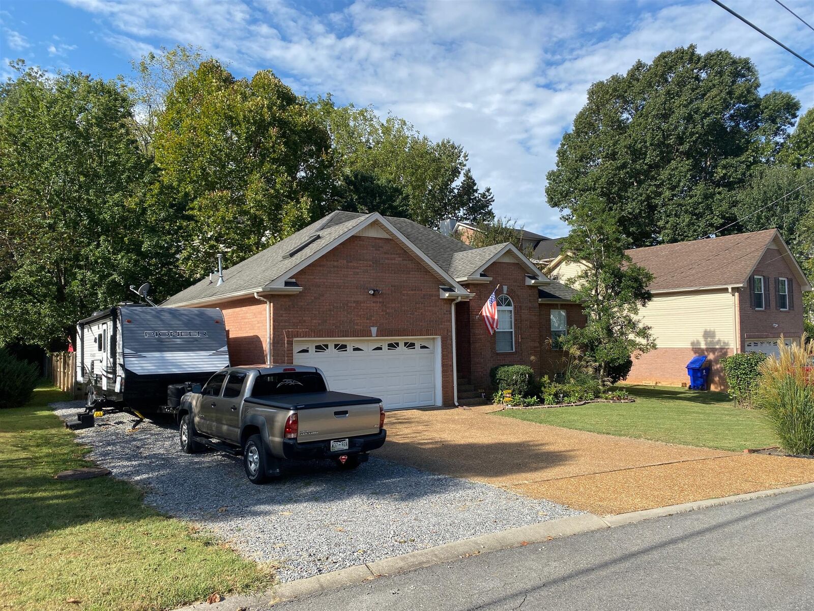 Property Photo:  212 Apache Trl  TN 37188 