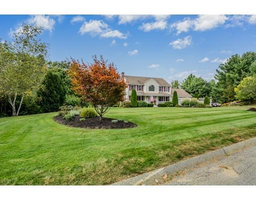 Property Photo: 13 Charles Pl MA 01463
