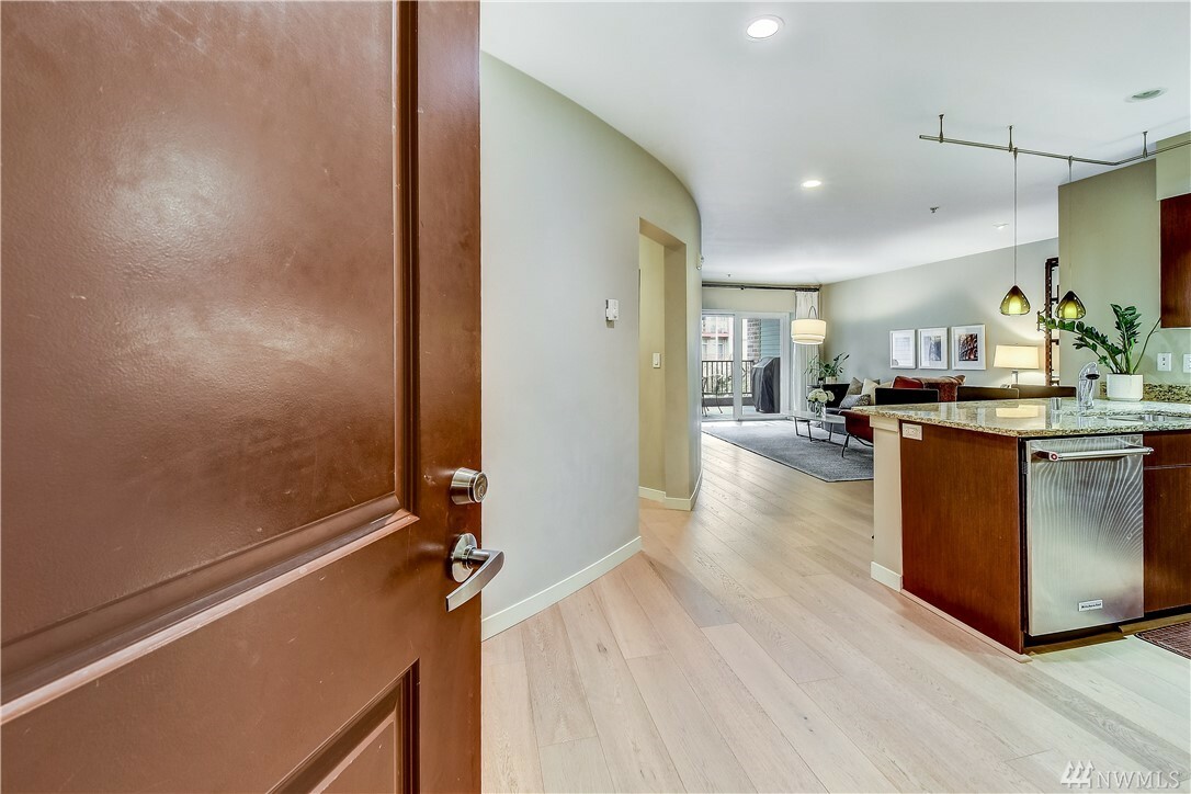 Property Photo: 5615 24th Ave NW 22 WA 98107