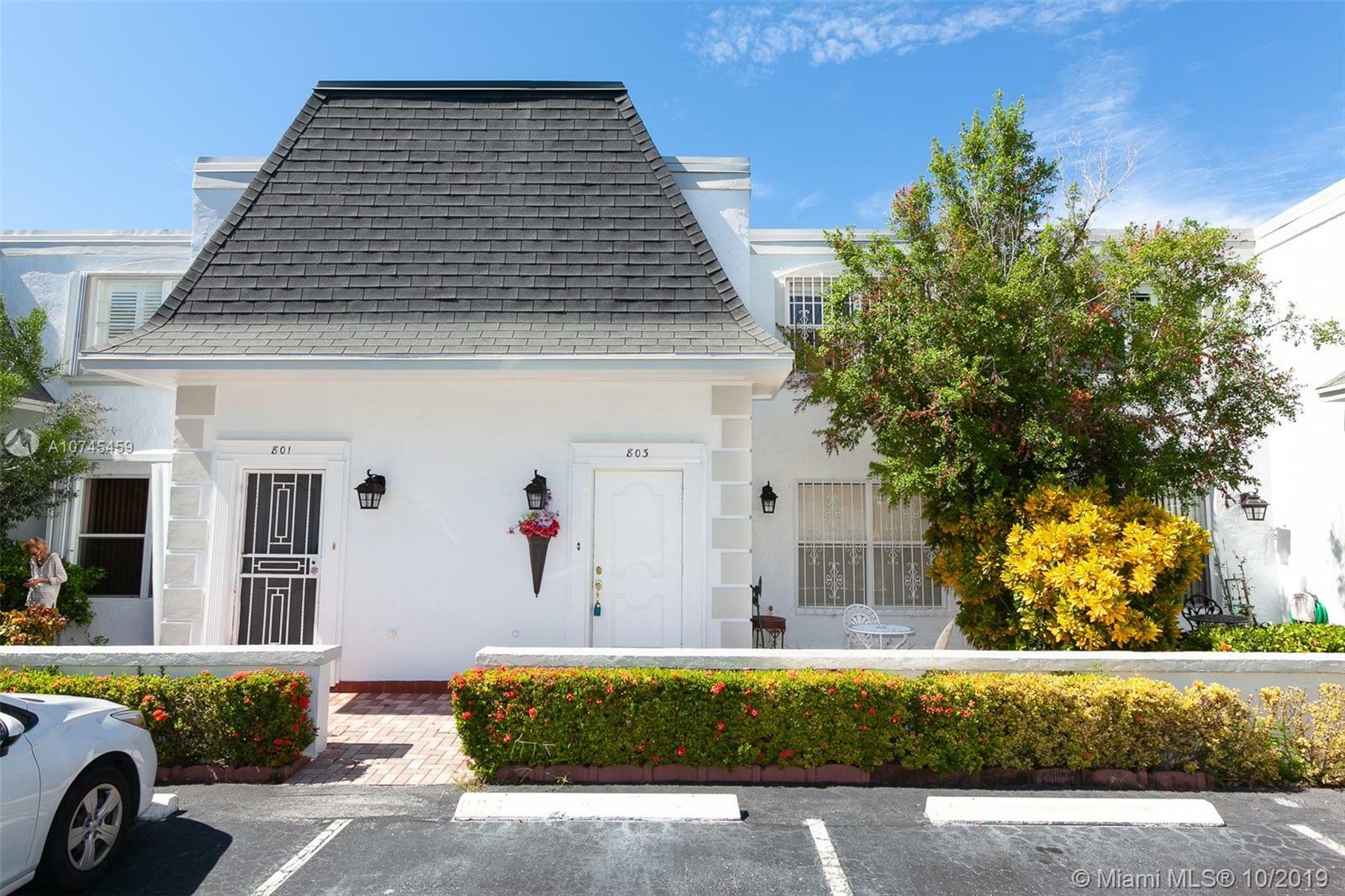 Property Photo: 803 NE 27th Ave 803 FL 33009